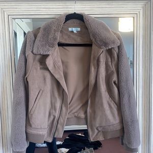 Suede jacket with fur